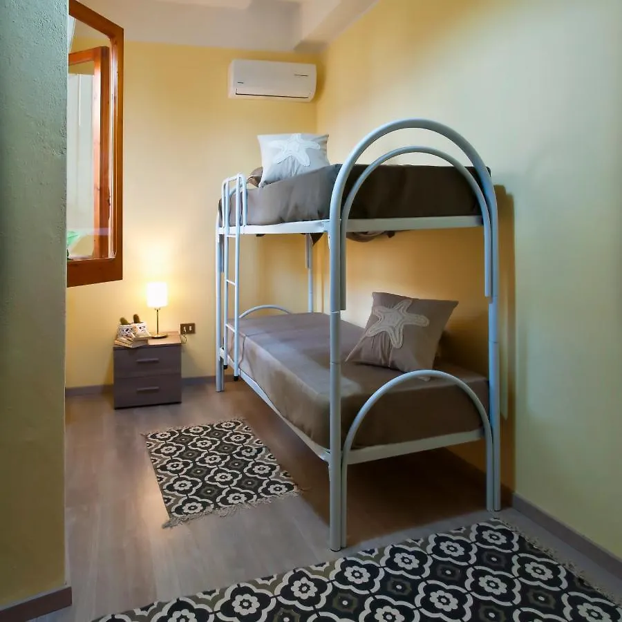Montellinos Suite Tortora Sant'Antioco Bed & Breakfast
