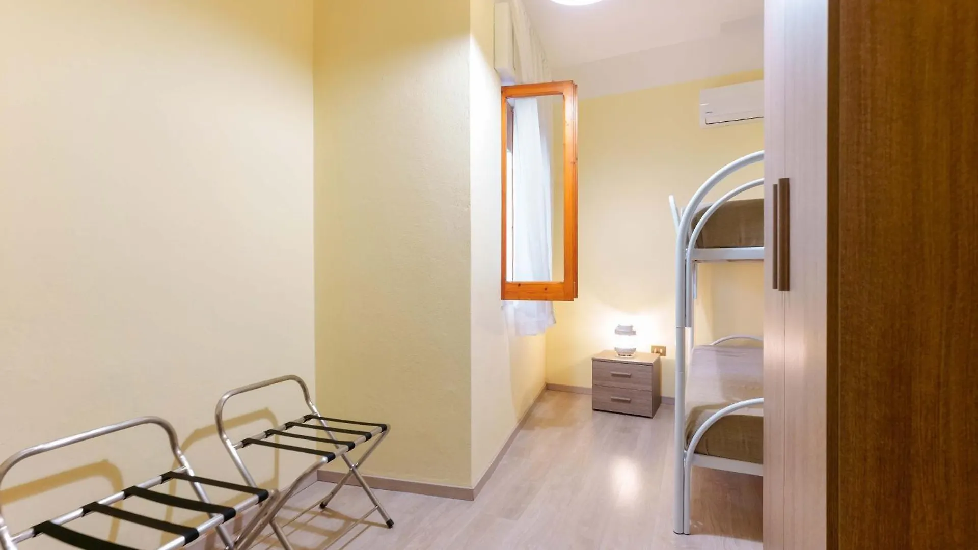 Montellinos Suite Tortora Sant'Antioco 0*,